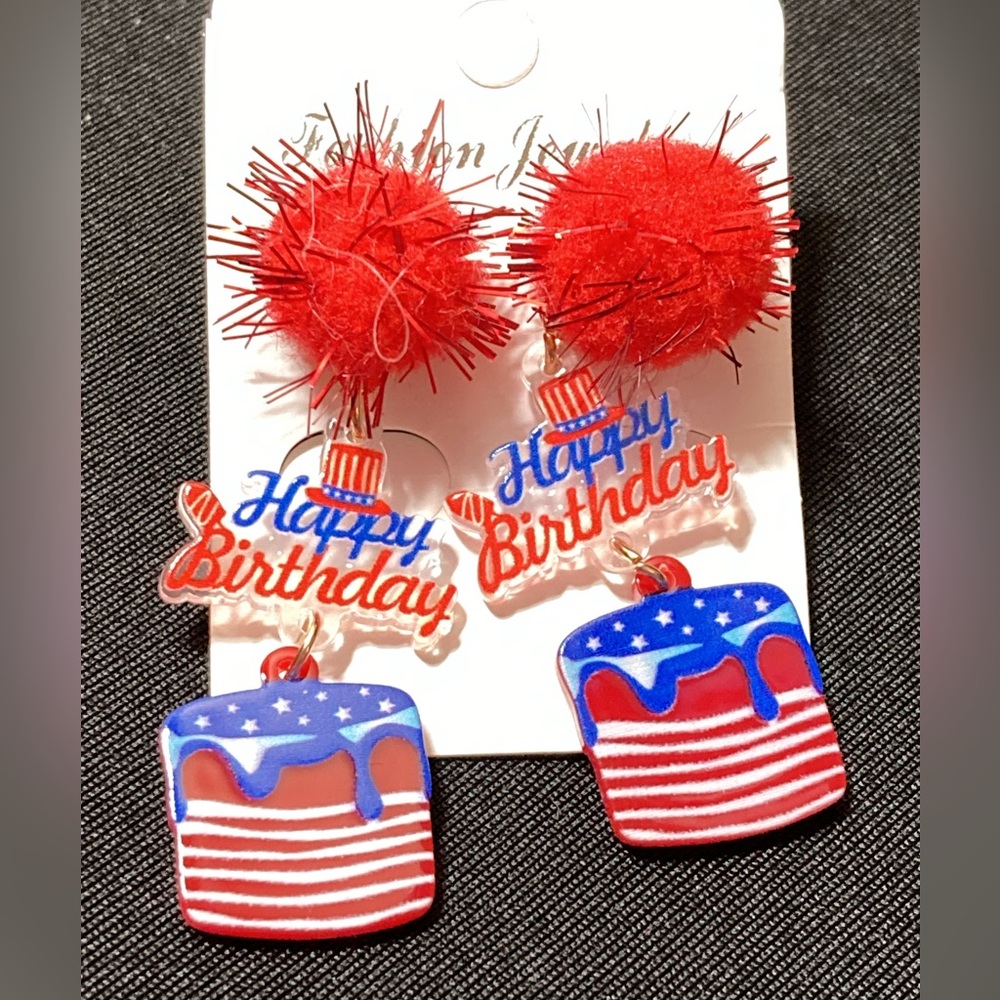 HAPPY BIRTHDAY AMERICA NOVELTY DANGLE EARRINGS WITH POST FITTING - NWOT